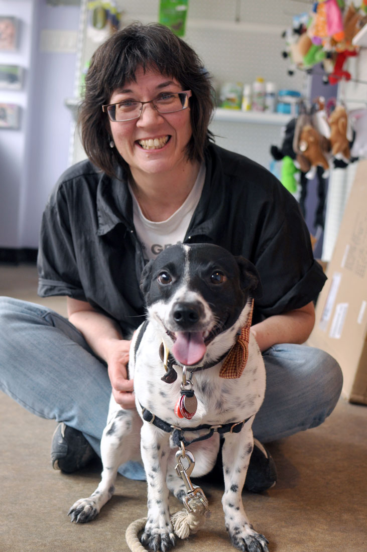 Have you heard the buzz about using hemp for dogs? Learn more about CBD for reactive dogs and how Treatibles is helping Henry!