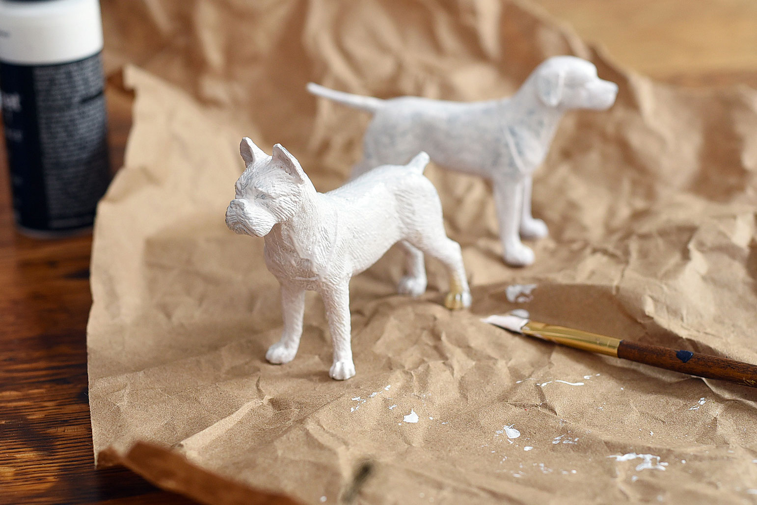 Looking for a way to include your pup in your wedding or simply express your canine love to your guests? These DIY dog wedding cake toppers are affordable, fun, and relatively easy to make!